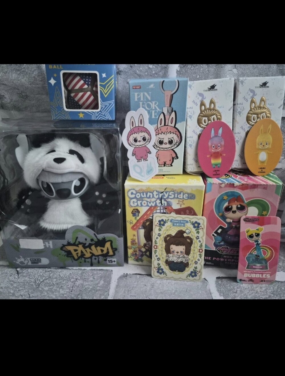 Bundle (Popmart & Miniso items) 7 items